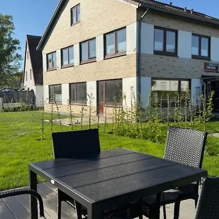 Апартаменты Ostseeliebe 9 *